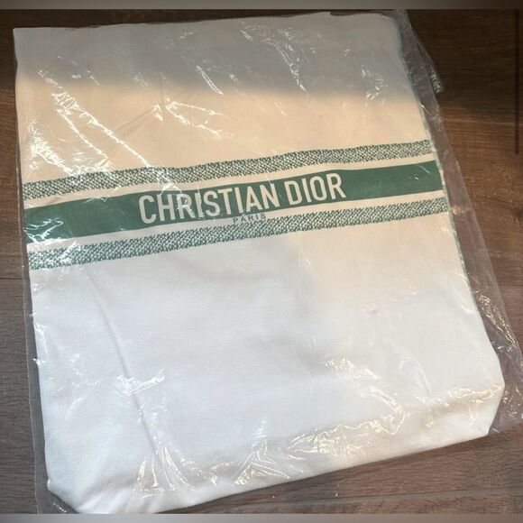 Christian Dior Green TOILE DE JOUY Linen Canvas-Tote NWT - Picture 1 of 7